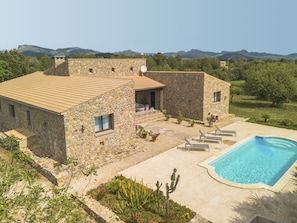 Piscine, Ferme, Biens, Chalet, Villa, Mur De Pierre, Hacienda, Dalle, Aménagement Paysager, Mobilier De Jardin