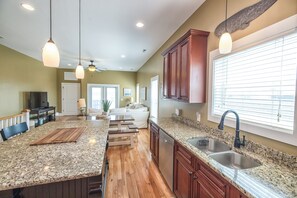 Counter top space galore.