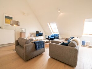 Meubles, Canapé, Confort, Bâtiment, Bois, Sol, Sol, Salon, Canapé-Lit, Dur