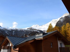 Himmel, Wolke, Gebäude, Berg, Schnee, Fenster, Natur, Steigung, Haus, Holz