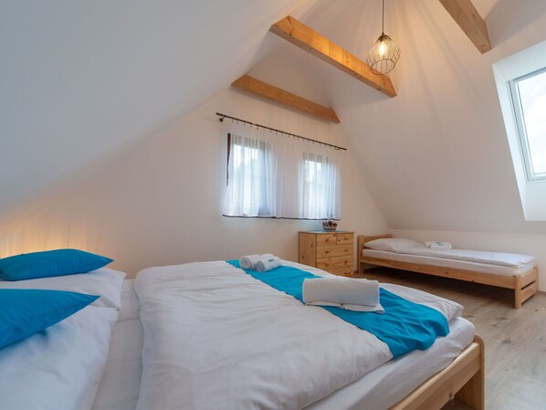 Furniture, Property, Building, Window, Comfort, Blue, Azure, Wood, Pillow, Shade