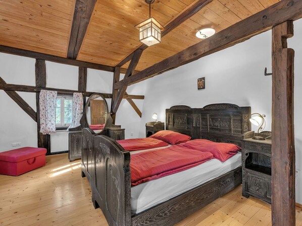 Property, Furniture, Building, Comfort, Wood, House, Interior Design, Cabinetry, Bed Frame, Bed