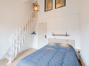 Bâtiment, Meubles, Fenêtre, Confort, Bois, Cadre De Lit, Lit, Maison, Éclairage, Design Intérieur