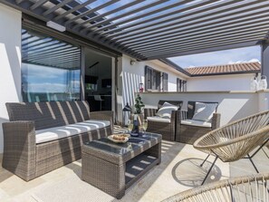 Cloud, Table, Sky, Furniture, Property, Chair, Building, Water, Outdoor Furniture, Interior Design
