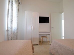 Gebäude, Komfort, Holz, Interior Design, Schatten, Flooring, Hartholz, Wohnzimmer, Holzbeize