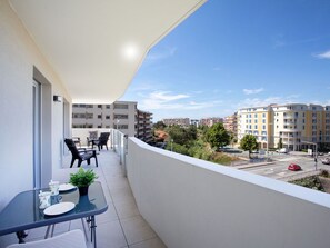 Ciel, Nuage, Plante, Arbre, Architecture, Lot Terre, Ombre, Paysage, Immobilier, Zone Rurale