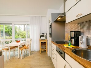 Spüle, Cabinetry, Countertop, Eigentum, Sinken, Möbel, Küche, Zapfhahn, Holz, Gebäude