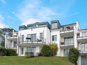 Ciel, Plante, Nuage, Bâtiment, Fenêtre, Maison, Lot Terre, Arbre, Herbe