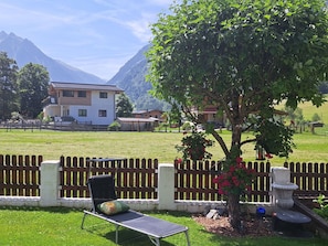 Hütte, Garten, Rasen, Zaun, Garten, Landscaping, Schatten, Hinterhof, Home Fechten, Bauernhaus