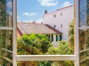 L'Eau, Plante, Propriété, Bâtiment, Piscine, Bleu Azur, Fenêtre, Architecture, Loisir, Zone Résidentielle