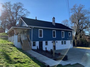 Upstairs Unit 3/2 and driveway