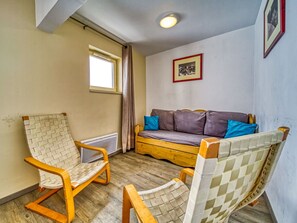 Möbel, Eigentum, Interior Design, Wohnzimmer, Holz, Fussboden, Komfort, Tabelle, Flooring, Hartholz