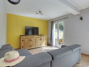 Eigentum, Möbel, Cabinetry, Komfort, Fenster, Holz, Gebäude, Beleuchtung, Interior Design