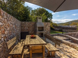 Table, Sky, Property, Furniture, Building, Plant, Nature, Tree, Wood, Architecture