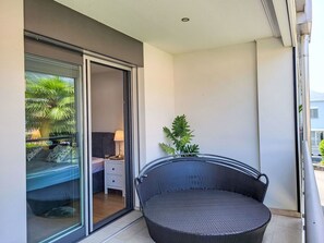 Interior Design, Flooring, Floor, Furniture, Home, Apartment, Ceiling, Balcony, Glass, Chair