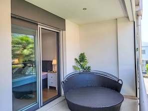 Interior Design, Flooring, Floor, Furniture, Home, Apartment, Ceiling, Balcony, Glass, Chair