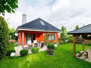 Plant, Sky, Building, Cloud, Window, Tree, House, Land Lot, Cottage, Grass