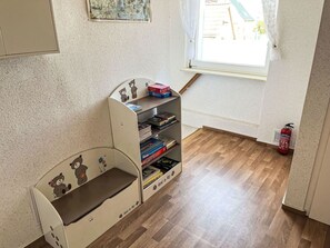 Fenster, Gebäude, Bilderrahmen, Holz, Haus, Flooring, Interior Design, Fussboden, Wohnzimmer, Wand