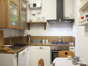 Cabinetry, Evier, Propriété, Meubles, Robinet, Évier, Comptoir, Cuisine, Bois, Design Intérieur