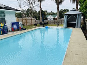 Private pool