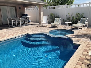 Pool and jacuzzi