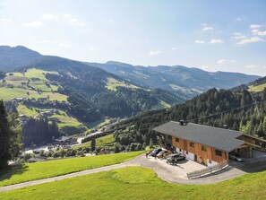 Bergforms, Berg, Hügel, Hochland, Natürliche Landschaft, Landschaft, Gebirge, Bergstation, Ländliches Gebiet, Senke