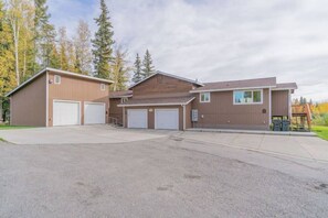 Four Garage Stalls to Keep Vehicles Out of the Elements