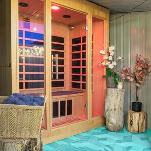 3 Person Infra-red Sauna
