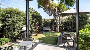 Studio One Landscaped Garden