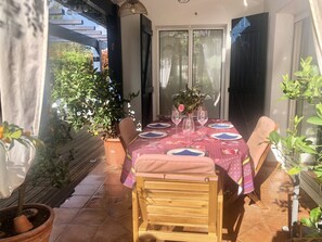 terrasse couverte plein sud du rez de chaussée