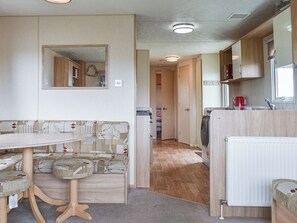 Open plan living space | OB436, Isle Of Sheppey, near Faversham