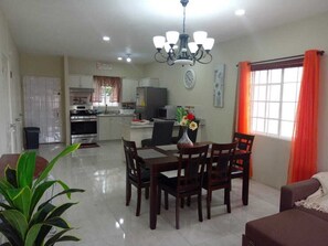 ...PROPERTY VIDEOS ON TIKTOK @MIRANDO_PLACE_JAMAICA