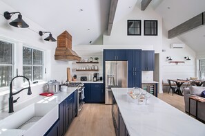 Cook up a tasty meal in the well-equipped kitchen.