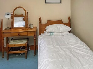 Single bedroom | Mews End Cottage, Middleham, near Leyburn