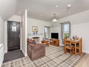 Open plan living space | The Servants Quarters - Pentland Escapes, Canisbay, near John O’ Groats