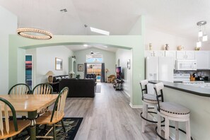 2637-oneida-loop--kissimmee--fl-34747---04.jpg