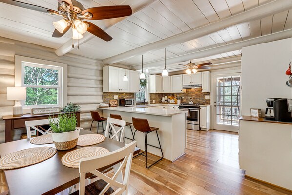 Hiawassee Vacation Rental | 2BR | 2BA | Stairs Required | 1,082 Sq Ft