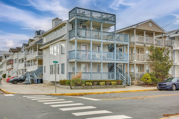 Ocean City Vacation Rental | 2BR | 1.5BA | 800 Sq Ft | Stairs Required