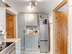 Kitchen | Crompton Cottage, Bretforton, near Evesham