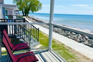 Wyldewood beachfront patio