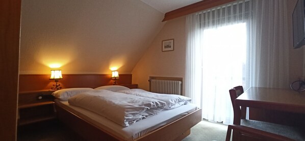 Doppelzimmer Kompakt, Retro mit Balkon, 1 Doppelbett