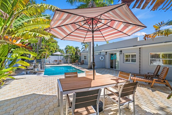 Shared Heated Pool