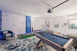 Spielezimmer