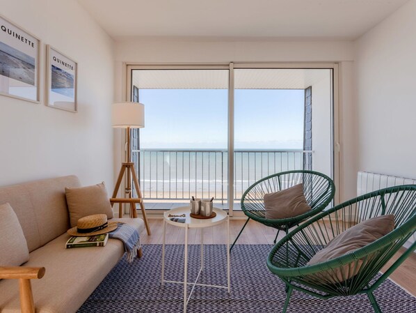 Furniture, Property, Table, Building, Sky, Window, Comfort, Wood, Interior Design, Architecture