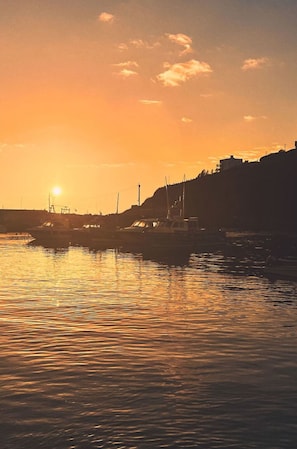 Wasser, Wasservorräte, Gewässer, Boot, Sonnenuntergang, Dämmerung, Horizont, Watercraft, Afterglow