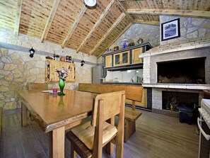 Table, Furniture, Wood, Picture Frame, Interior Design, Architecture, Floor, Flooring, Wood Stain, Kitchen