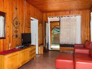 Tabelle, Möbel, Eigentum, Holz, Interior Design, Beleuchtung, Couch, Die Architektur, Flooring, Wohnzimmer