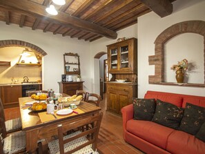Braun, Tabelle, Möbel, Bilderrahmen, Eigentum, Couch, Holz, Interior Design, Wohnzimmer, Fussboden