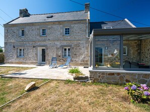 Plante, Ciel, Bâtiment, Fenêtre, Propriété, Lot Terre, Maison, Chalet, Bois, Zone Résidentielle