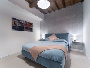 Furniture, Property, Cabinetry, Comfort, Building, Azure, Wood, Lighting, Lamp, Interior Design
